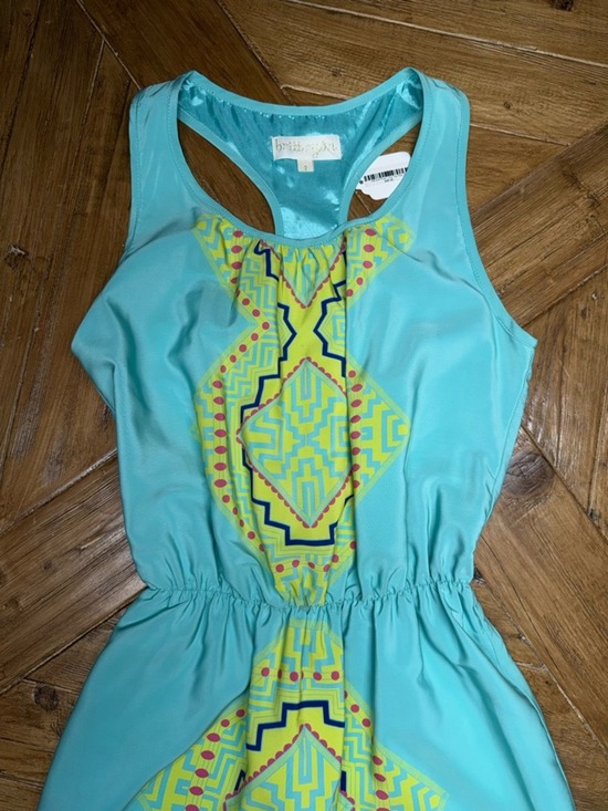 Britt Ryan Dresses & Skirts - NWT Britt Ryan Silk Blend Vibrant Floral Dress Size 2